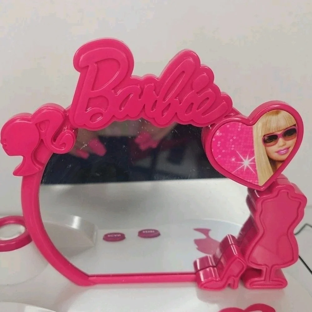 Barbie Fabulous Projection Alarm Clock Night Light Lexibook 2010 Works‎